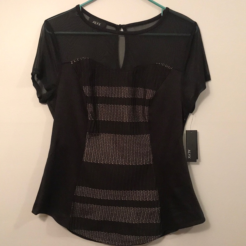 Short sleeve blouse
